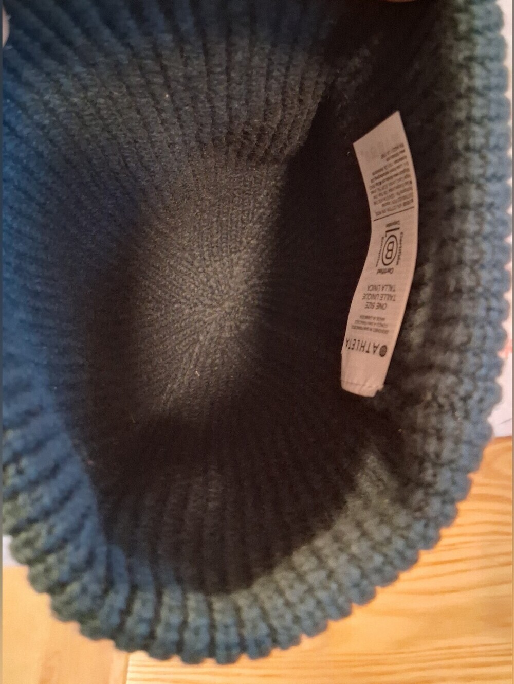 NWOT Athleta Cozy Hour Navy Cotton & Wool Rib Outdoor Casual Unisex Beanie Hat - Picture 3 of 6